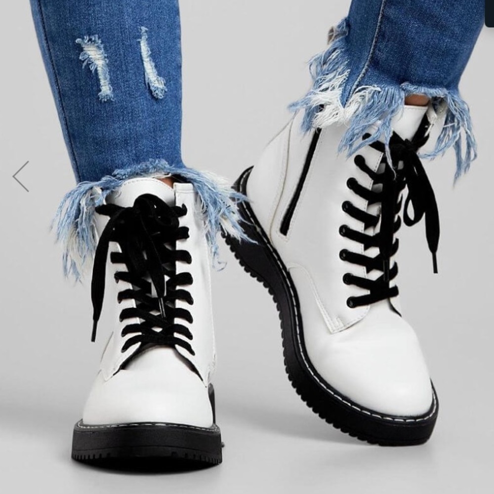 White combat boots w/ black ties & inside zipper